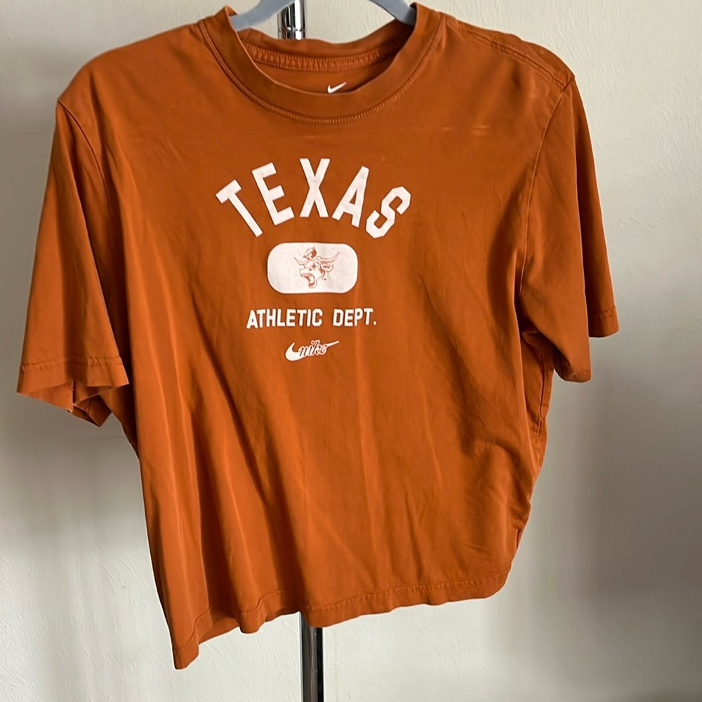 Nike youth medium Texas Longhorns short sleeve T-shirt